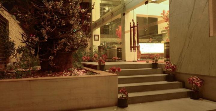 Monarch Luxur - Infantry Road Hotel Bangalore Exterior foto